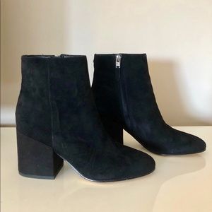 Sam Edelman Taye Black Suede Booties